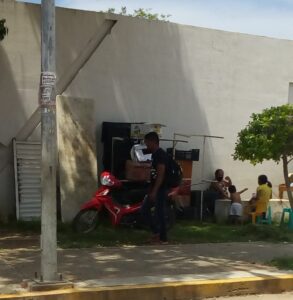 SAN LUIS CAJAS SOBRE LAS JARDINERAS DEL TEATRO AL AIRE LIBRE (3)