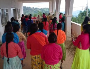 SAN LUIS COMUNIDADES EN REUNION (2)