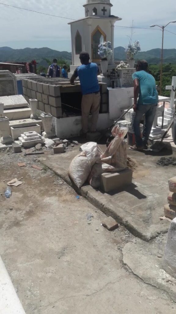 OME Construcción del sepulcro