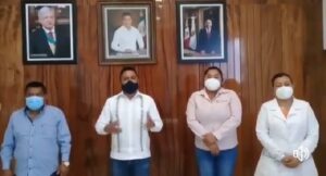 SAN LUIS EL ALCALDE DANDO SU MENSAJE