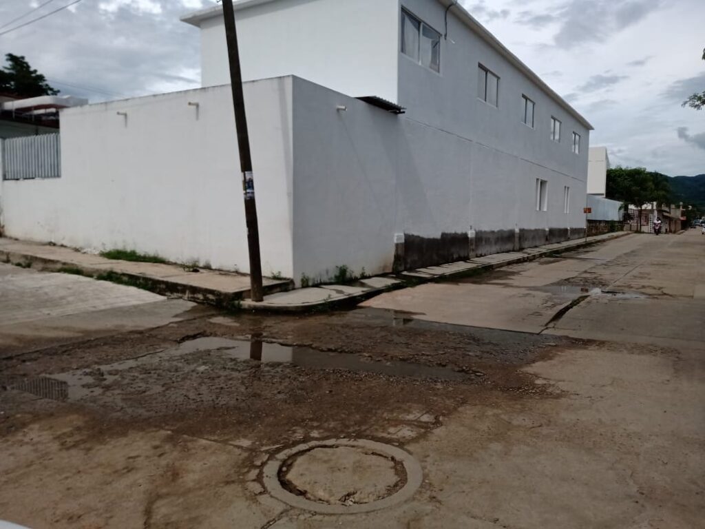 SAN LUIS ESCURRIMIENTO DE AGUAS NEGRAS (2)