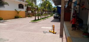 SAN LUIS LOS POSTES ARRANCADOS Y VEHICULOS ESTACIONADOS (2)