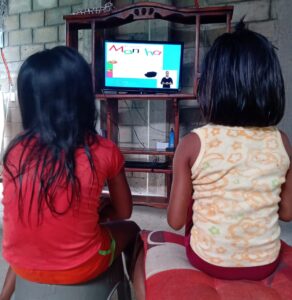 SAN LUIS MENORES VIENDO LA PROGRAMACION APRENDE EN CASA