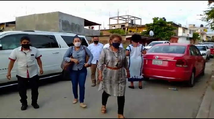 Marquelia La llegada de Adela Román
