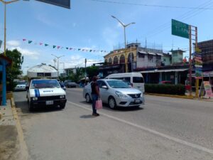 Marquelia Pobladores piden se vigile al servicio público