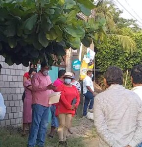 SAN MARCOS TOMÁS HERNÁNDEZ PALMA DIALOGANDO CON LOS VECINOS