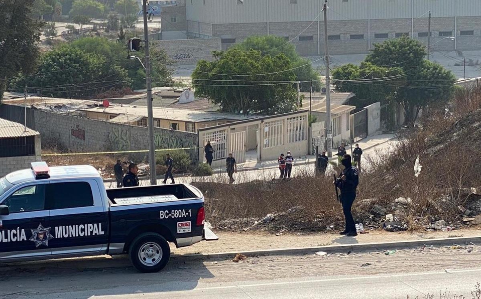 roja niño muere en fuego cruzado
