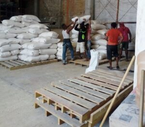 Marquelia Solo esperan el personal para abrir bodega en Marquelia