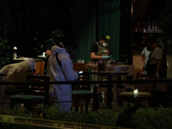 ROJA BAR BORICUA