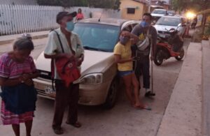 ROJA El conductor de la unidad y el vehículo (2)