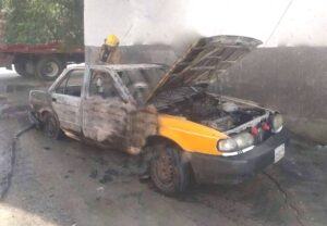 ROJA INCENDIAN TAXI