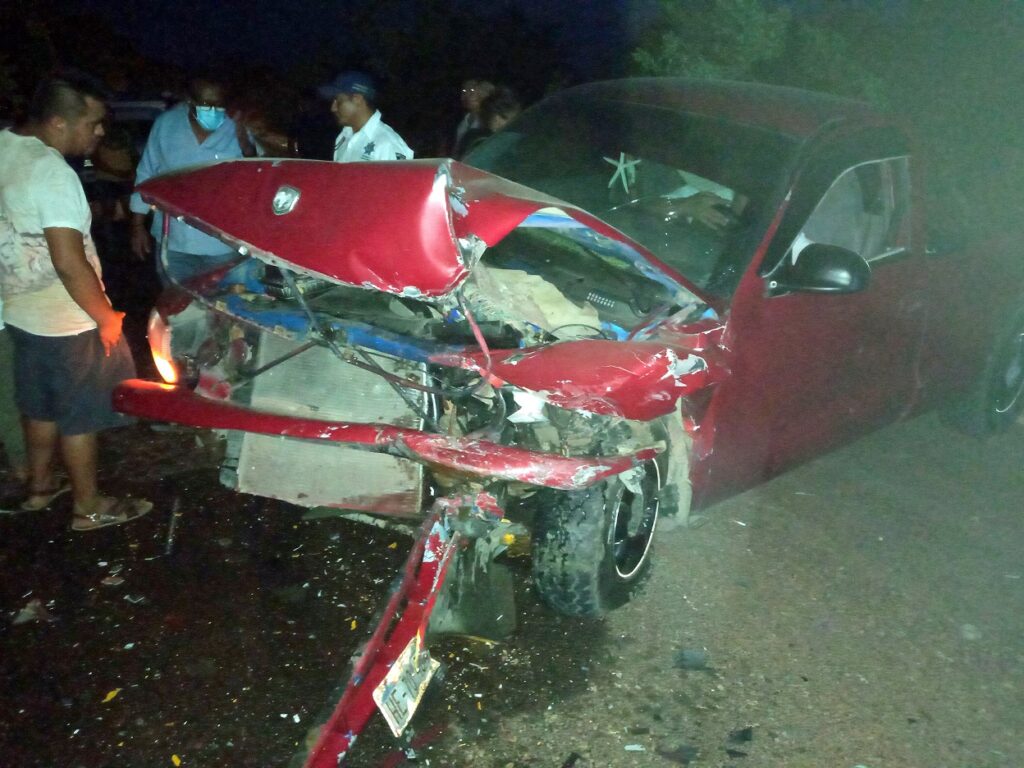ROJA CAMIONETA PARTICULAR