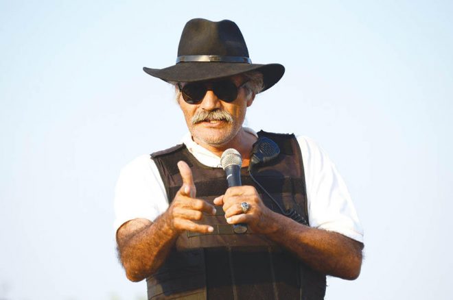 ROJA MUERE MIRELES