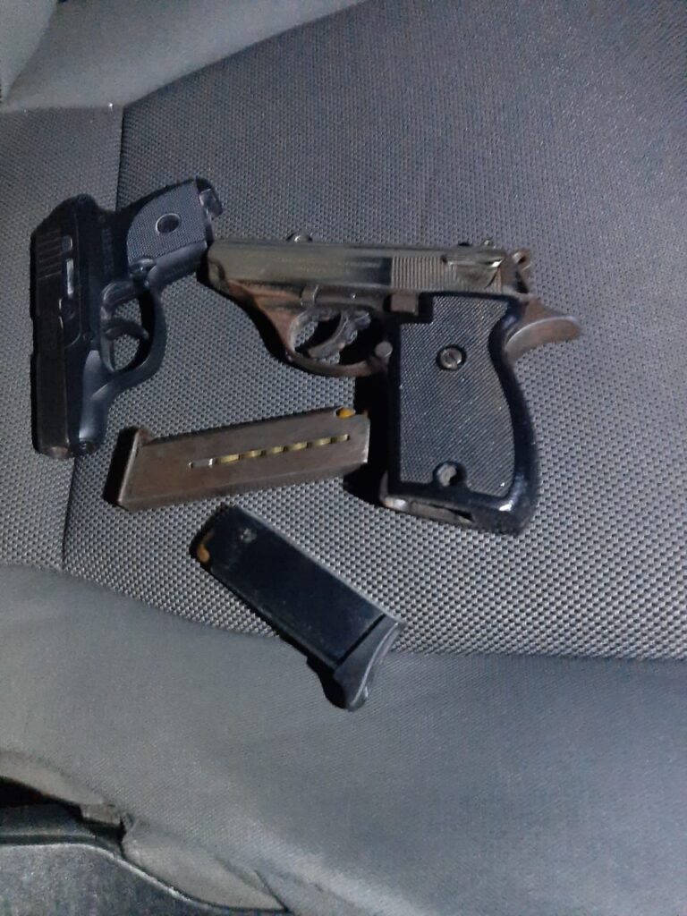 roja detenidos con armas (3)