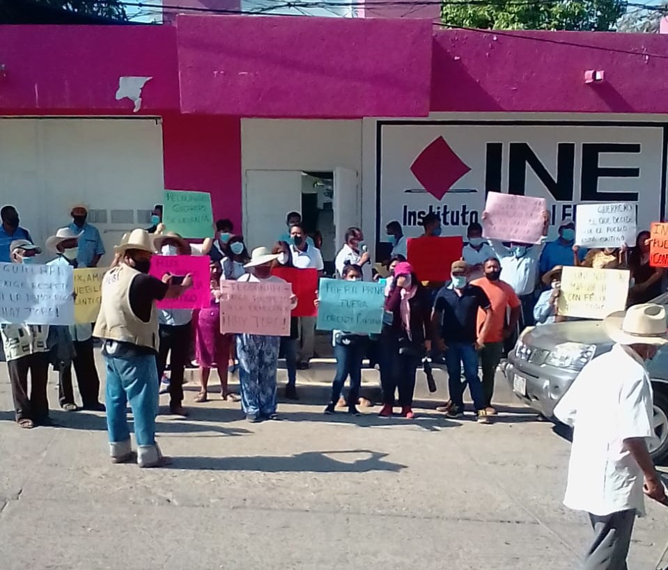 AYUTLA MANIFESTACION