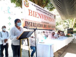 PRINCIPAL LA ALCALDESAN DANDO SU MENSAJE