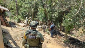 ROJA AUTORIDADES REALIZANDO DILIGENCIAS EN POZA VERDE (1)