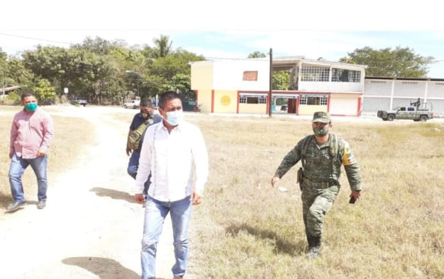 SAN LUIS EL ALCALDE DE VISITA EN EL PREDIO DONADO