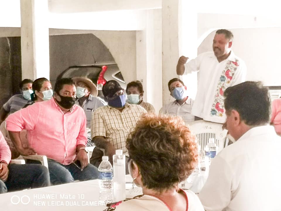 marquelia durante la reunión (1)