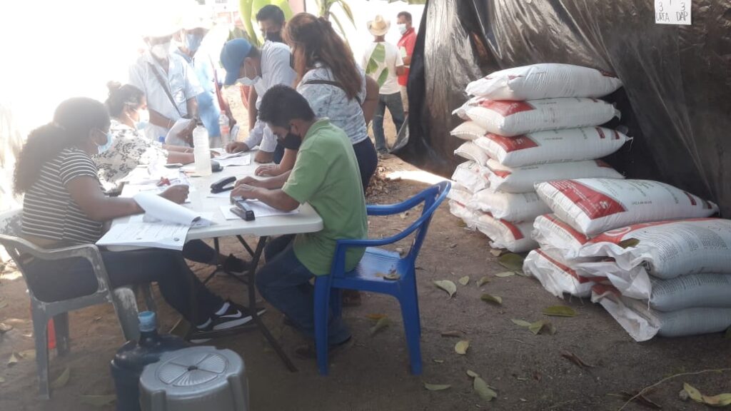 OME encargados de la bodega