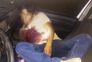 ROJA LO HALLAN ASESINADO EN UNA CAMIONETA EN TLAPA