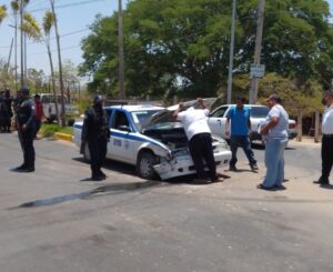 ROJA EL TAXI ACCIDENTADO (1)