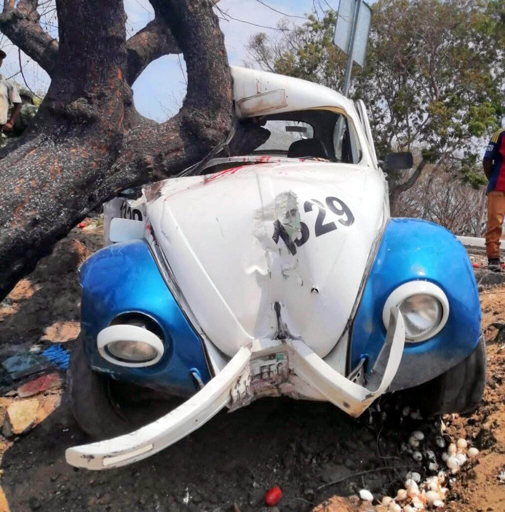 ROJA UNIDAD ACCIDENTADA