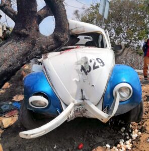 ROJA UNIDAD ACCIDENTADA