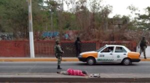 ROJA ATROPELLAN Y MATAN A ANCIANO