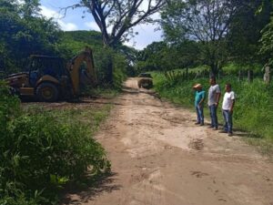 Marquelia Inicia primera etapa de la carretera Capulín Chocolate (1)