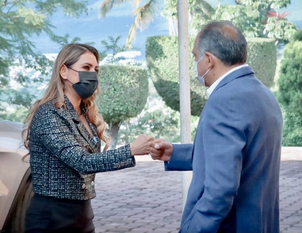 ESTADO EVELYN SALGADO PINEDA CON ASTUDILLO