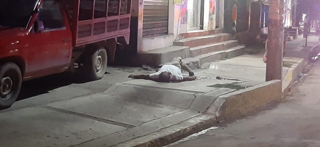 ROJA ASESINAN A DOS HOMBRES EN TLAPA (1)