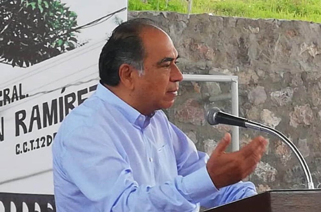 PRINCIPAL HECTOR ASTUDILLO FLORES