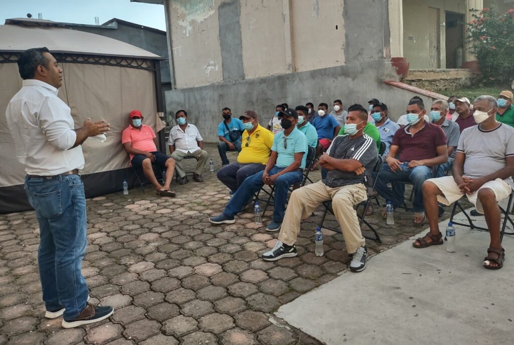 MARQUELIA Durante la reunión con transportistas