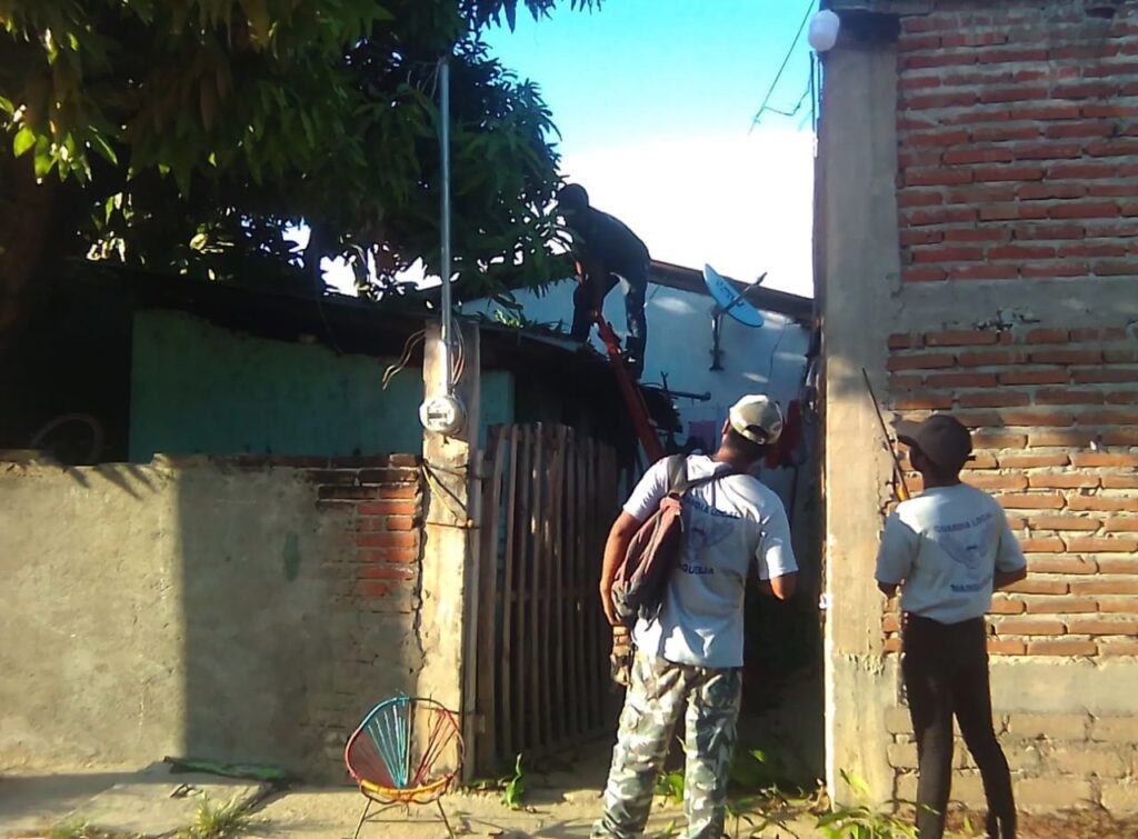 Marquelia Guardia local atendiendo el llamado