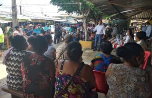 Marquelia La reunión con locatarios (1)