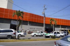 ROJA EL MERCADO MUNICIPAL