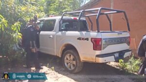ROJA RECUPERAN CAMIONETA ROBADA
