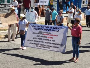 AYUTLA MARCHA EN CONTRA DE USOS Y COSTUMBRES (1)