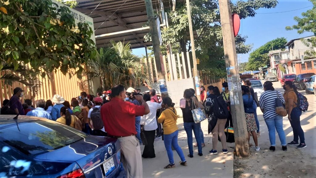 CRUZ GRANDE TOMA DE LAS INSTALACIONES (1)