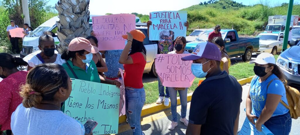 PRINCIPAL El bloqueo en la entrada (1)