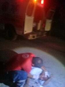 ROJA Braulio Genaro López siendo atendido
