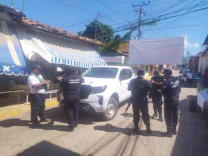 ROJA LA CAMIONETA DE JUAN RAMIREZ (1)