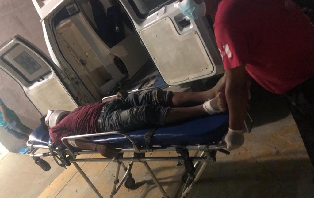 ROJA Paulino Ramón Felícito siendo auxiliado (3)