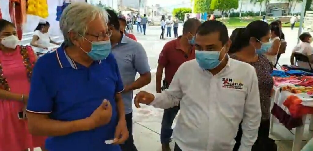 SAN LUIS JAVIER HERNANDEZ CAMPOS CON ADAIR HERNANDEZ