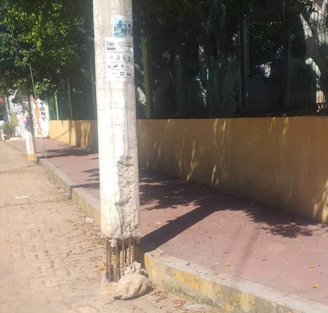 OME LOS POSTES DE CFE (2)