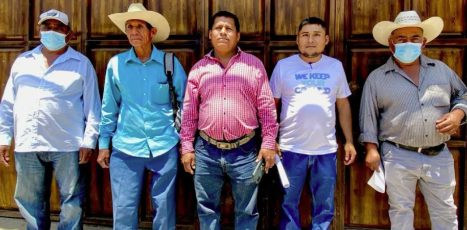PRINCIPAL delegado de colonia Plaza San Lucas