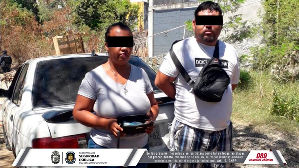 ROJA DETENIDOS CON DROGA
