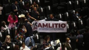 NACIONAL LEY AVANZA REFORMA A LEY MINERA (1)