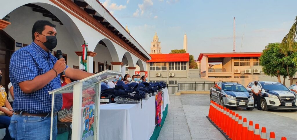 PRINCIPAL OMETEPEC UNIFORMES (1)